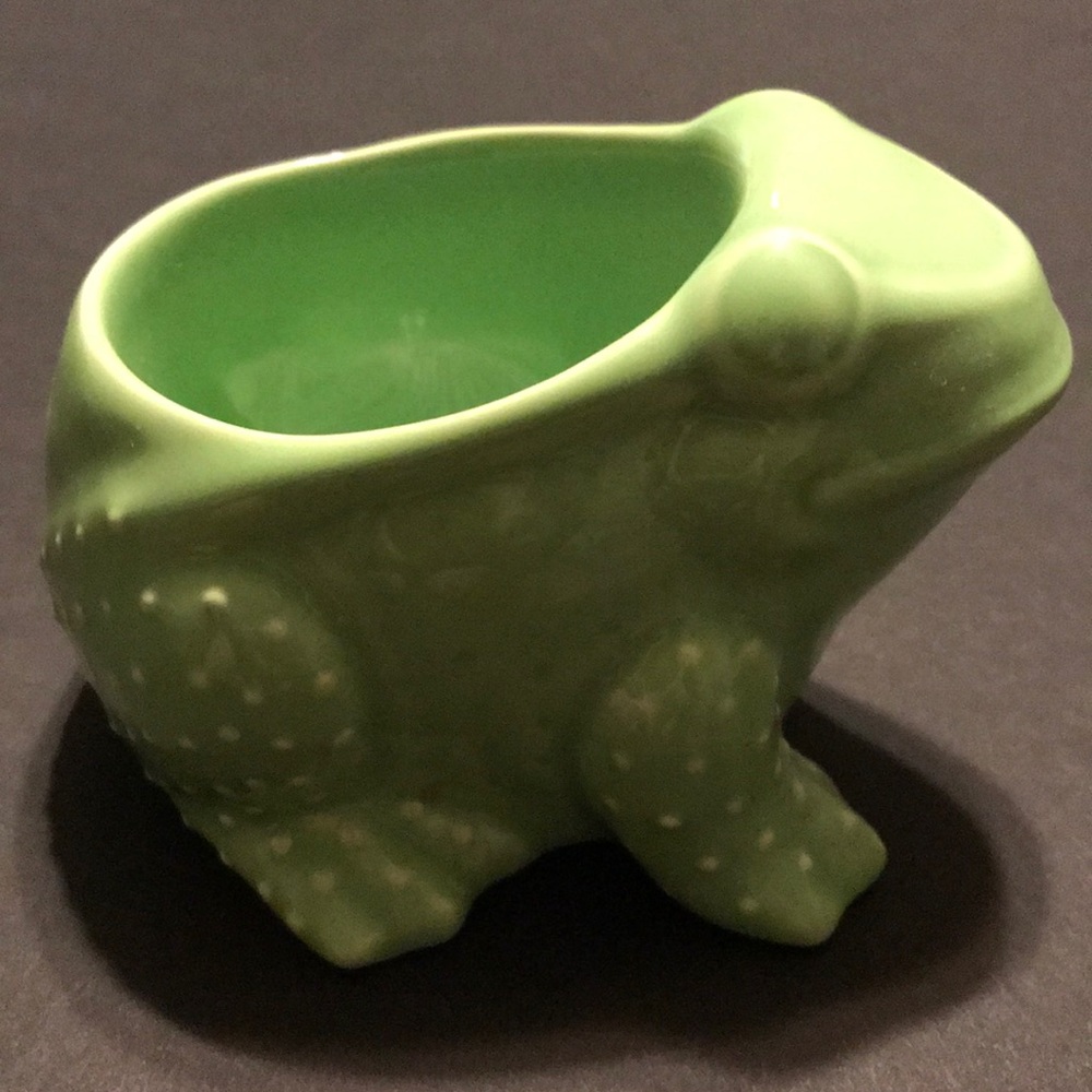 Bath and body candle holder